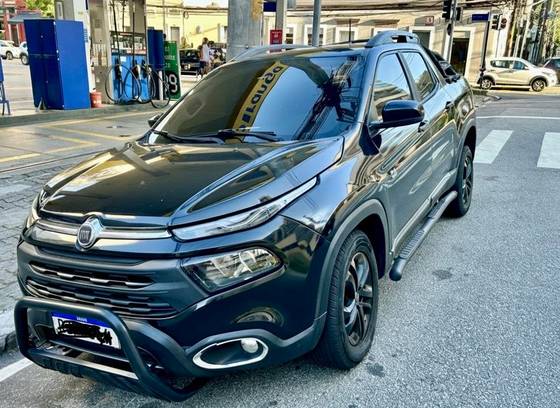 FIAT TORO 2.0 16V TURBO DIESEL FREEDOM 4WD AT9